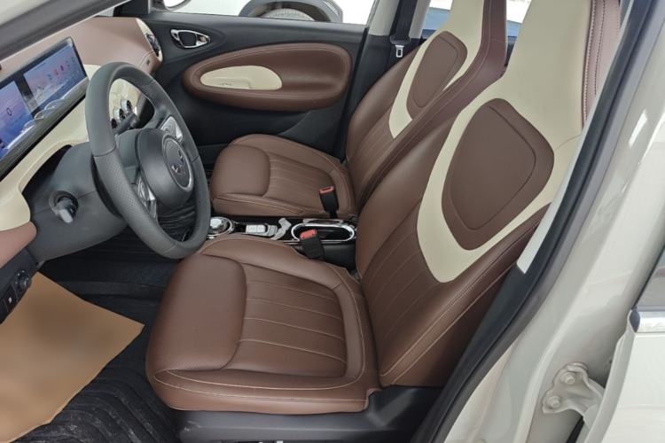 Used Wuling Bingo 2023 333 km Lingxi Connected+ Version Left Front Seat