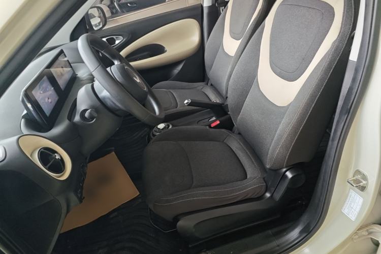 Used Wuling Bingo 2023 333 km Fast-Share Version Left Front Seat