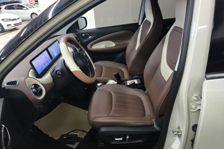 Used Wuling Bingo 2023 333 km Lingxi Connected+ Version Left Front Seat