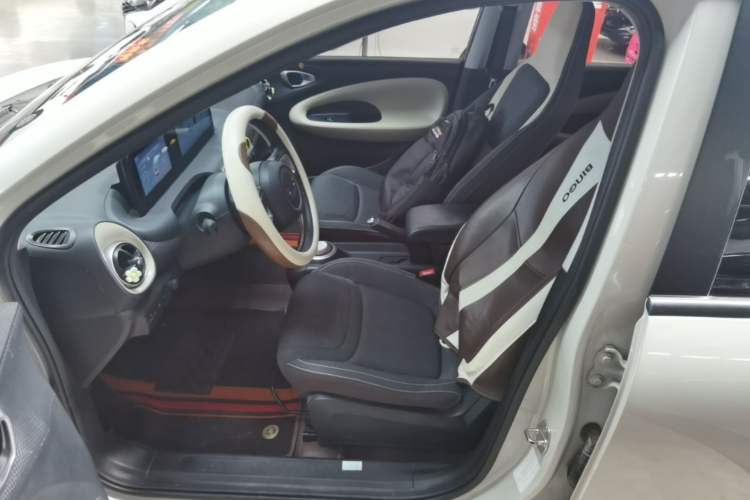 Used Wuling Bingo 2023 203km Light Edition Left Front Seat