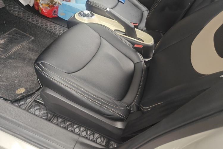 Used Wuling Bingo 2023 203km Light Edition Left Front Seat