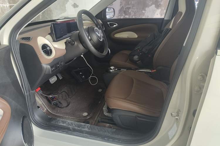Used Wuling Bingo 2023 333km Enjoy+ Version Left Front Seat