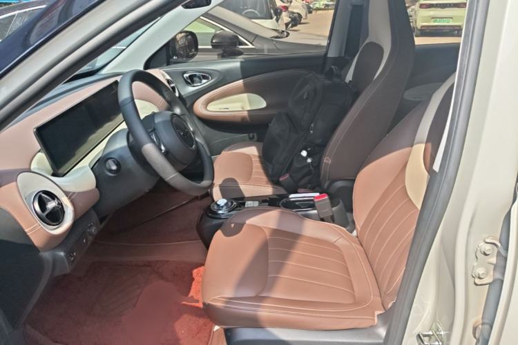 Used Wuling Bingo 2023 333 km Lingxi Connected Version Left Front Seat