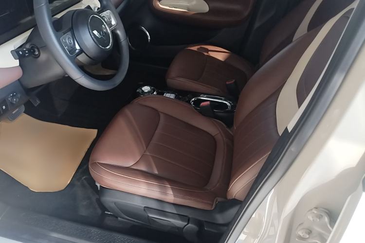 Used Wuling Bingo 2023 333km Enjoy+ Version Left Front Seat