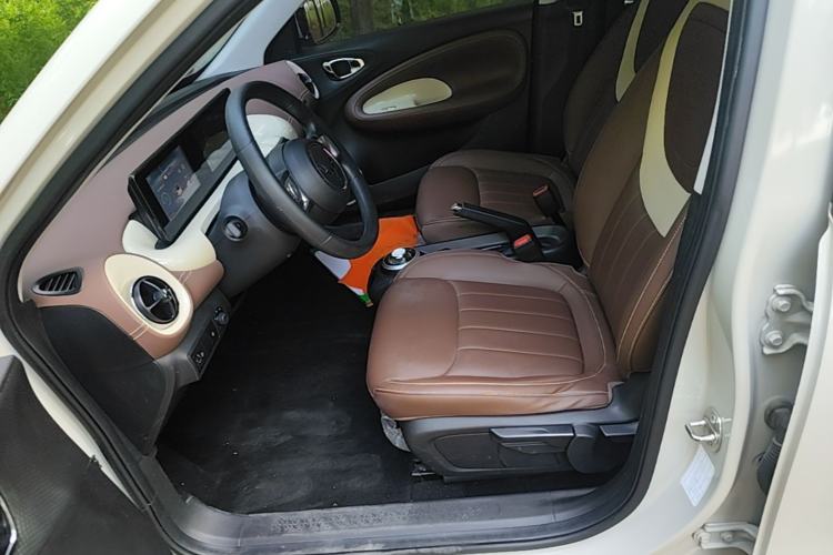 Used Wuling Bingo 2023 203km Comfort Edition Left Front Seat