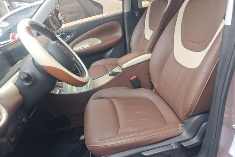 Used Wuling Bingo 2023 203km Comfort Edition Left Front Seat