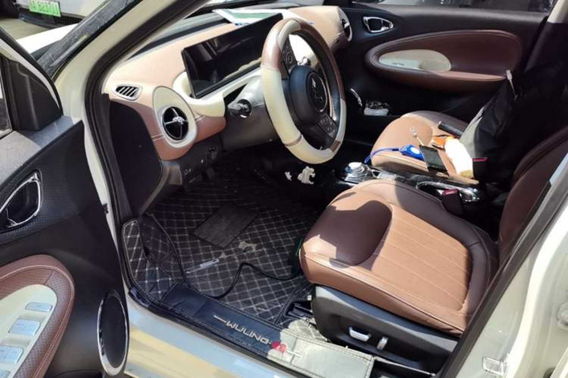 Used Wuling Bingo 2023 333 km Lingxi Connected+ Version Left Front Seat