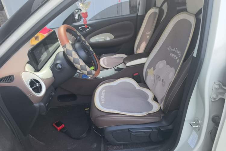 Used Wuling Bingo 2023 203km Comfort Edition Left Front Seat