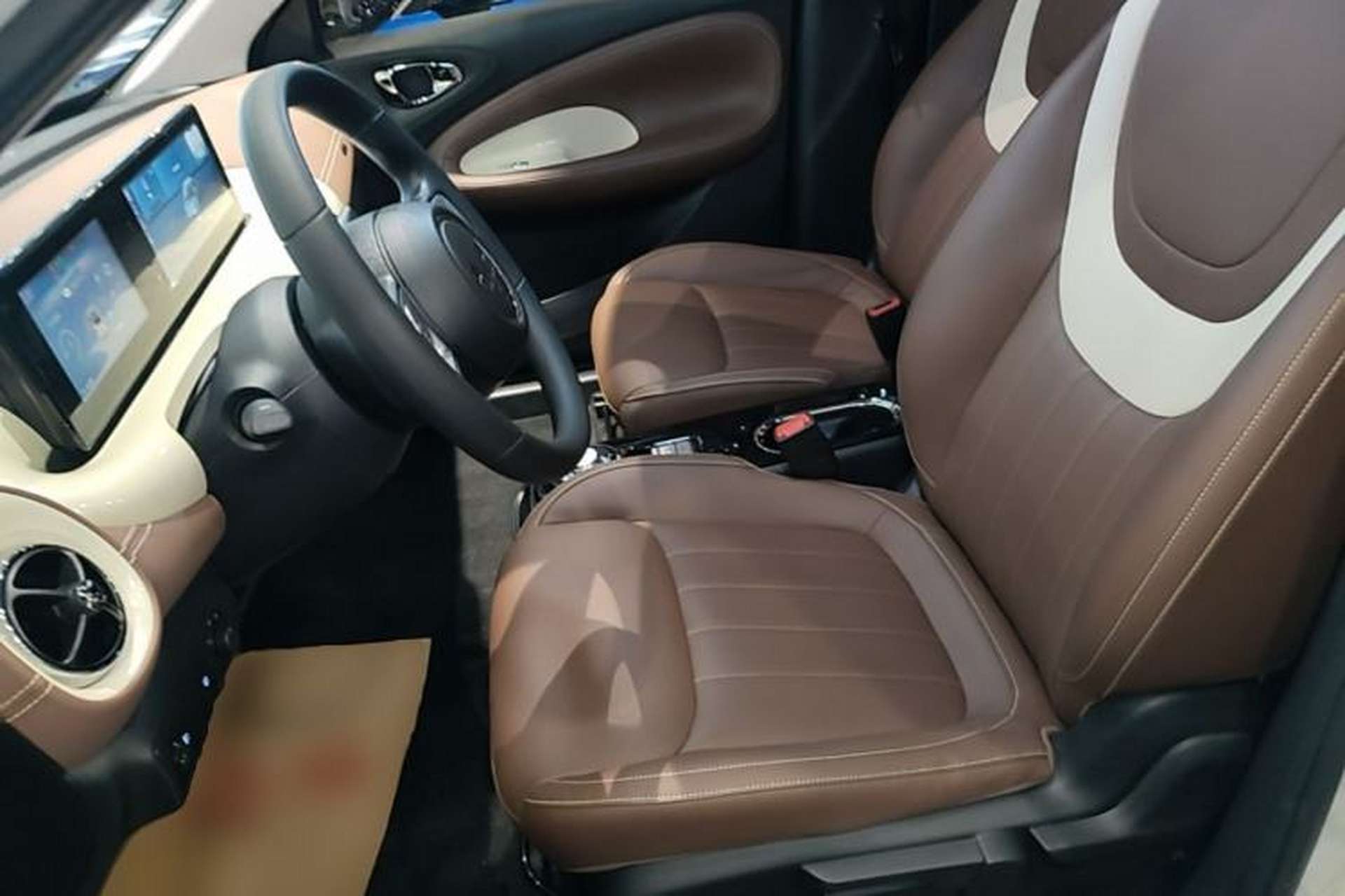 Used Wuling Bingo 2023 333 km Enjoyment Version Left Front Seat