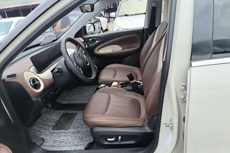 Used Wuling Bingo 2023 410 km Lingxi Deluxe Edition Left Front Seat