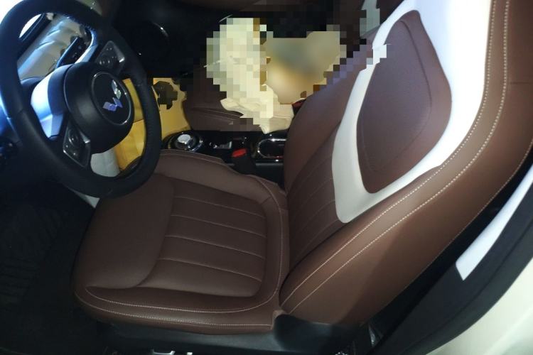 Used Wuling Bingo 2023 333 km Lingxi Connected+ Version Left Front Seat