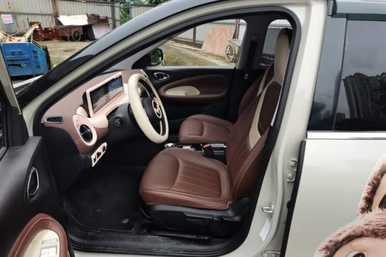 Used Wuling Bingo 2023 333 km Enjoyment Version Left Front Seat