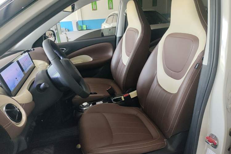 Used Wuling Bingo 2023 410 km Lingxi Deluxe Edition Left Front Seat