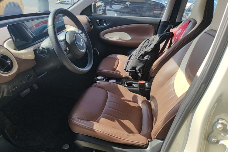 Used Wuling Bingo 2023 333 km Lingxi Connected+ Version Left Front Seat