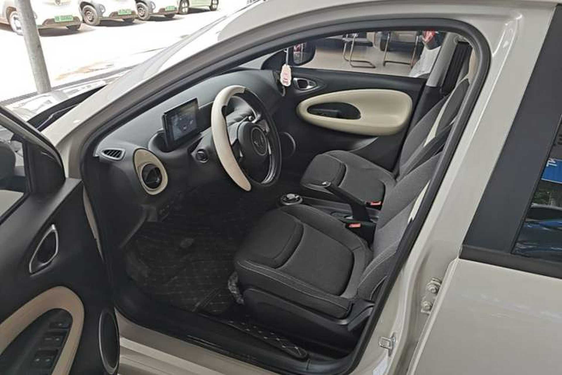 Used Wuling Bingo 2023 203km Light Edition Left Front Seat
