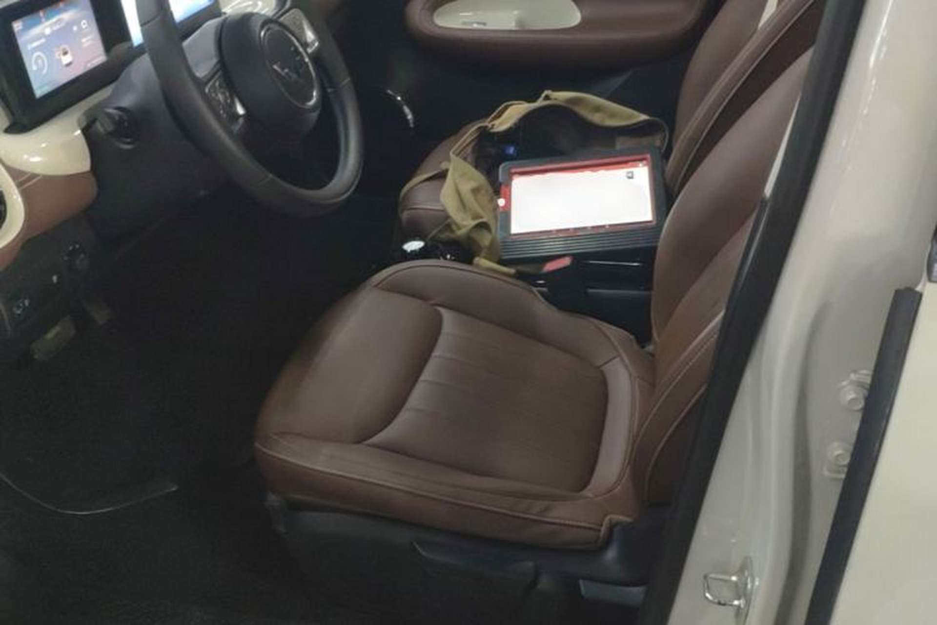 Used Wuling Bingo 2023 333km Enjoy+ Version Left Front Seat