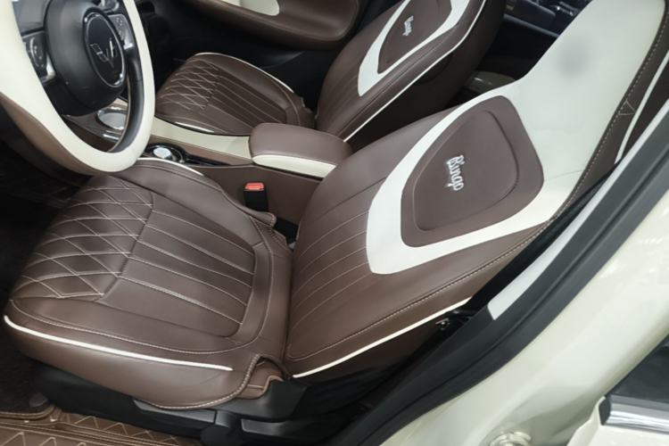 Used Wuling Bingo 2023 333 km Enjoyment Version Left Front Seat