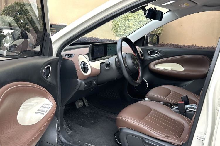 Used Wuling Bingo 2023 333km Enjoy+ Version Left Front Seat
