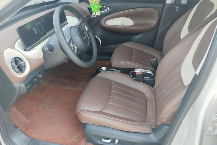 Used Wuling Bingo 2023 410 km Lingxi Deluxe Edition Left Front Seat