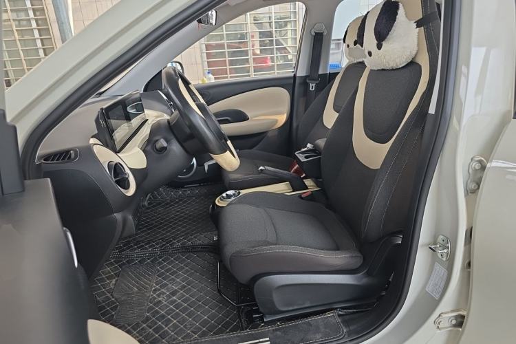 Used Wuling Bingo 2023 203km Light Edition Left Front Seat