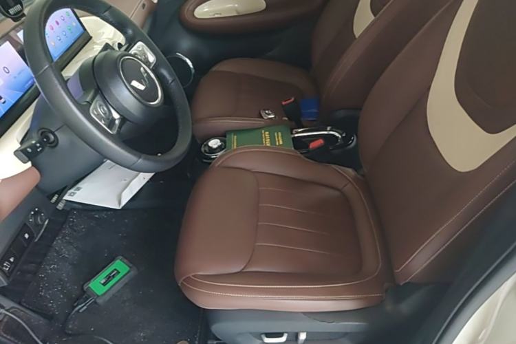 Used Wuling Bingo 2023 333 km Lingxi Connected+ Version Left Front Seat