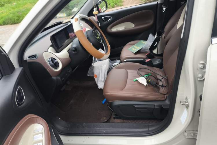 Used Wuling Bingo 2023 203km Comfort Edition Left Front Seat