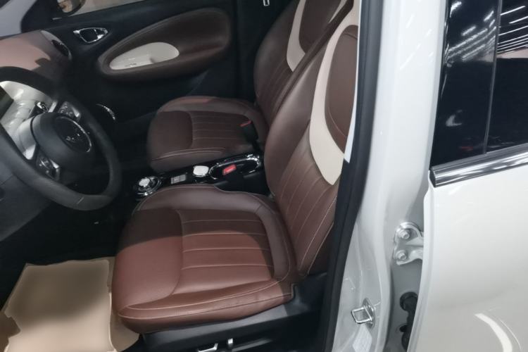 Used Wuling Bingo 2023 333 km Lingxi Connected Version Left Front Seat