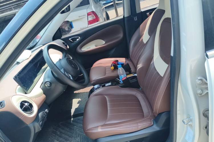 Used Wuling Bingo 2023 333 km Lingxi Connected Version Left Front Seat