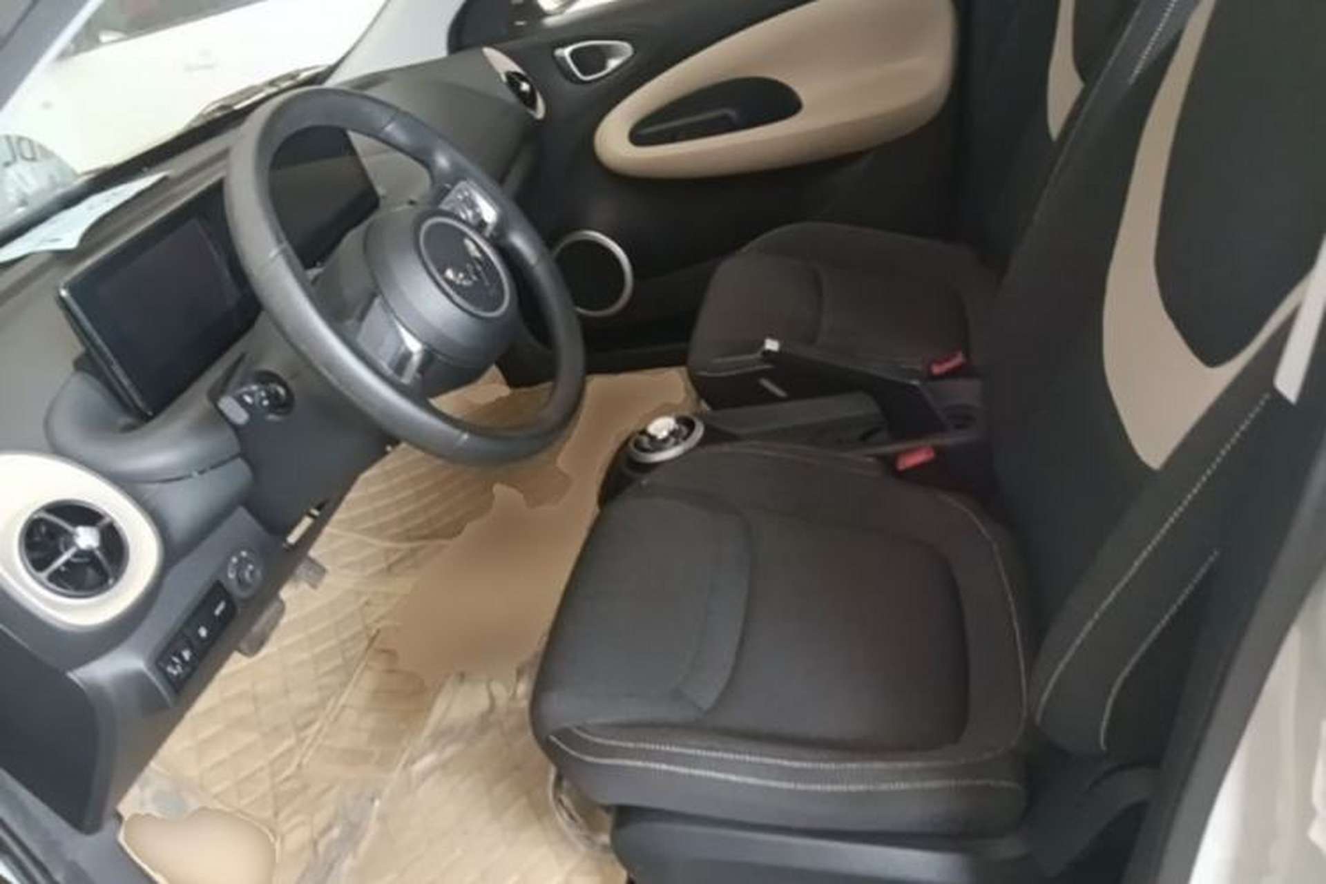 Used Wuling Bingo 2023 203km Light Edition Left Front Seat