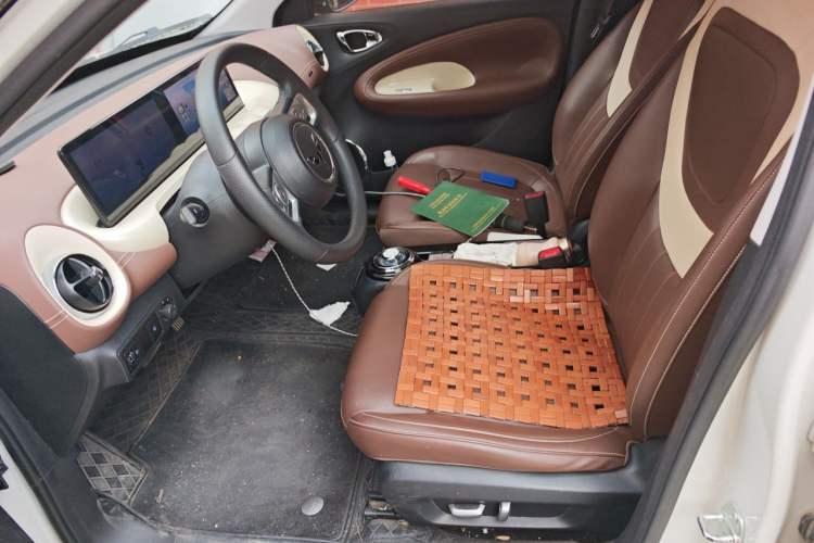 Used Wuling Bingo 2023 333 km Enjoyment Version Left Front Seat