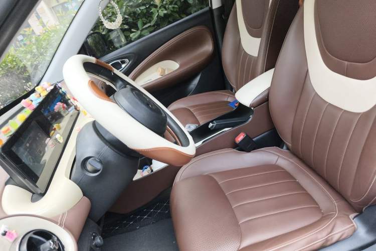 Used Wuling Bingo 2023 203km Comfort Edition Left Front Seat