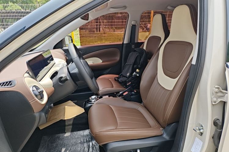 Used Wuling Bingo 2023 333 km Lingxi Connected+ Version Left Front Seat