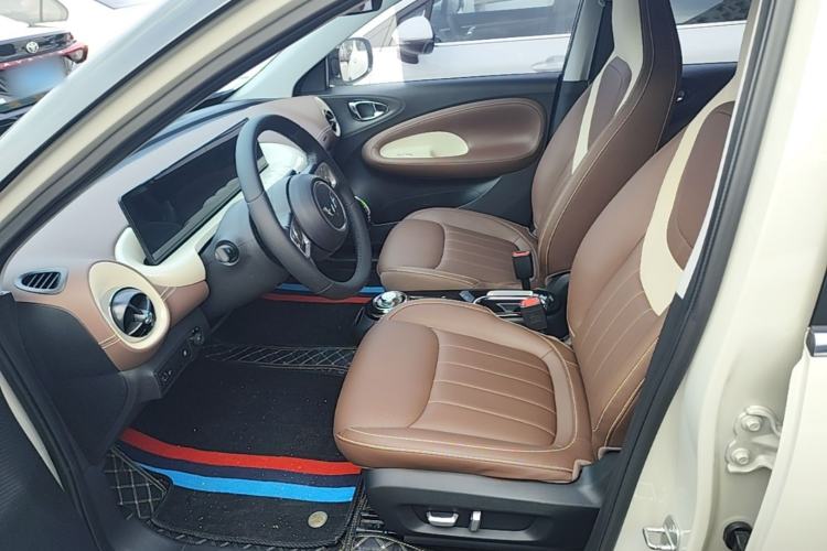 Used Wuling Bingo 2023 410 km Lingxi Deluxe Edition Left Front Seat