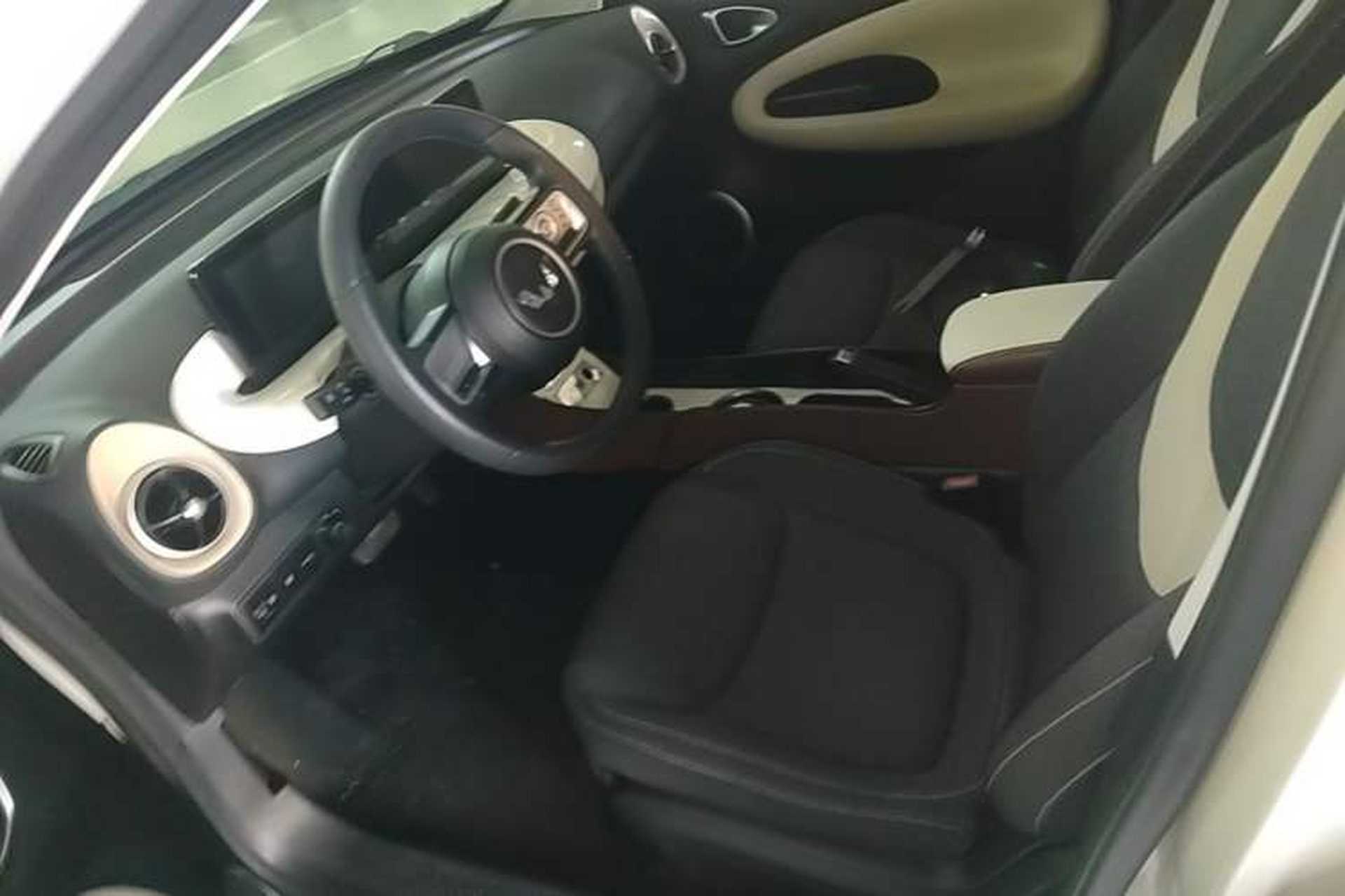 Used Wuling Bingo 2023 203km Light Edition Left Front Seat