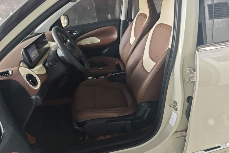 Used Wuling Bingo 2023 333 km Fast-Share Version Left Front Seat
