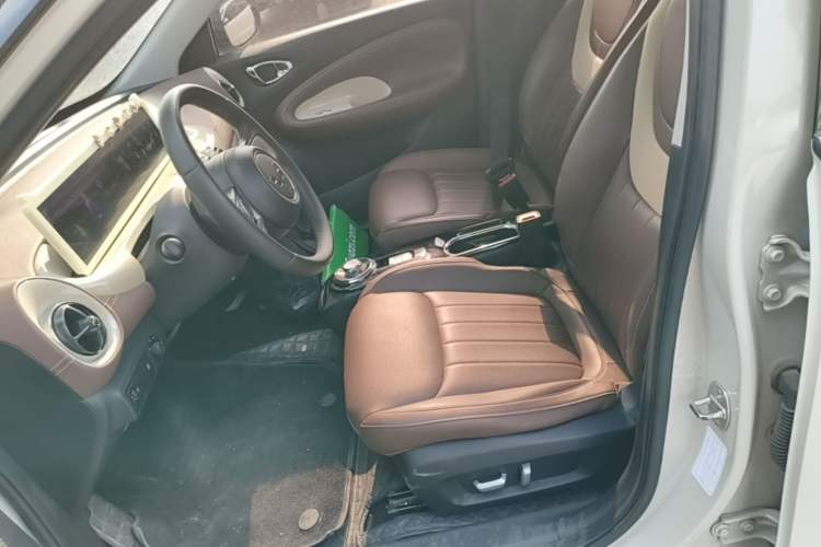 Used Wuling Bingo 2023 410 km Lingxi Deluxe Edition Left Front Seat