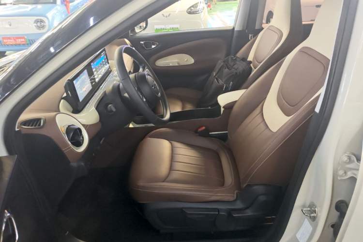 Used Wuling Bingo 2023 333km Enjoy+ Version Left Front Seat