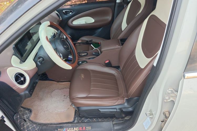 Used Wuling Bingo 2023 203km Comfort Edition Left Front Seat
