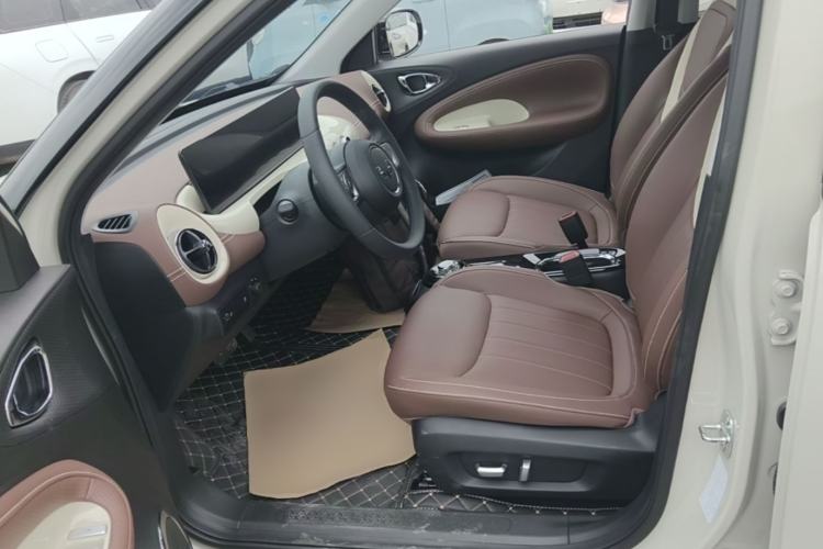 Used Wuling Bingo 2023 410 km Lingxi Deluxe Edition Left Front Seat