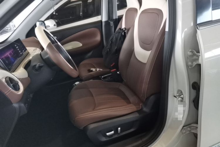 Used Wuling Bingo 2023 333 km Lingxi Connected Version Left Front Seat