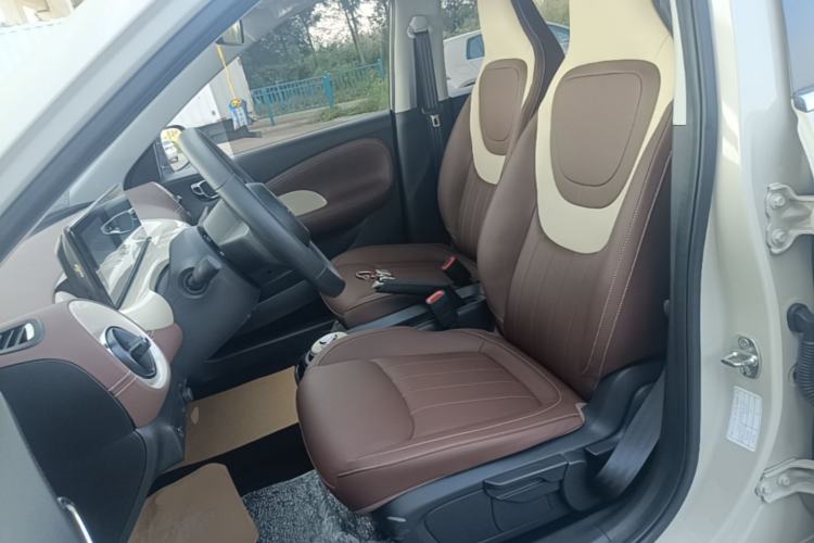 Used Wuling Bingo 2023 203km Comfort Edition Left Front Seat