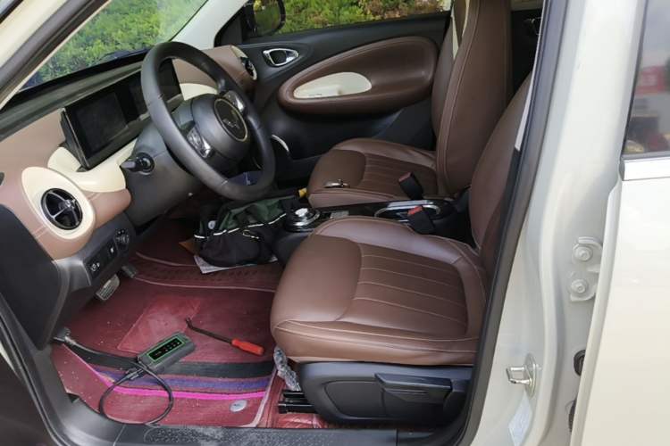 Used Wuling Bingo 2023 333 km Enjoyment Version Left Front Seat