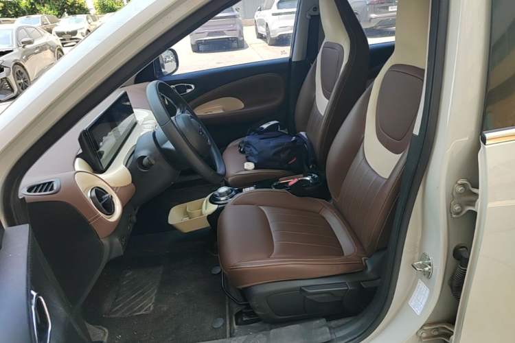 Used Wuling Bingo 2023 333km Enjoy+ Version Left Front Seat