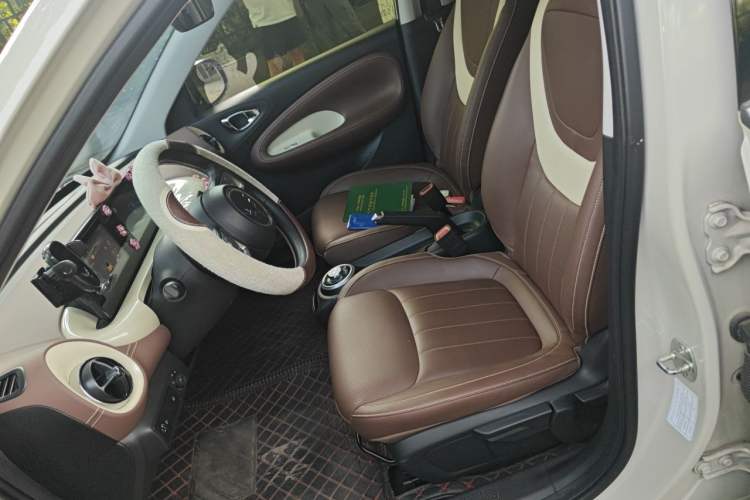 Used Wuling Bingo 2023 203km Comfort Edition Left Front Seat