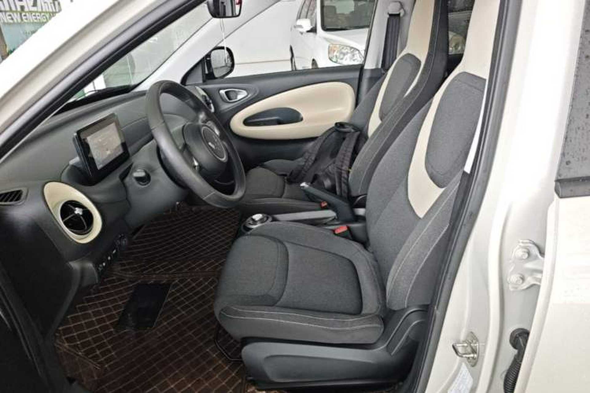 Used Wuling Bingo 2023 203km Light Edition Left Front Seat