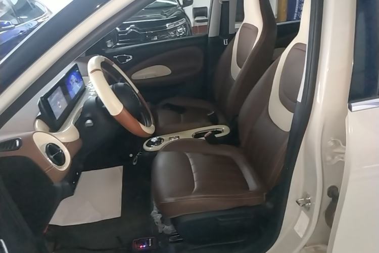 Used Wuling Bingo 2023 333 km Enjoyment Version Left Front Seat
