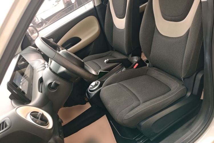 Used Wuling Bingo 2023 333 km Fast-Share Version Left Front Seat