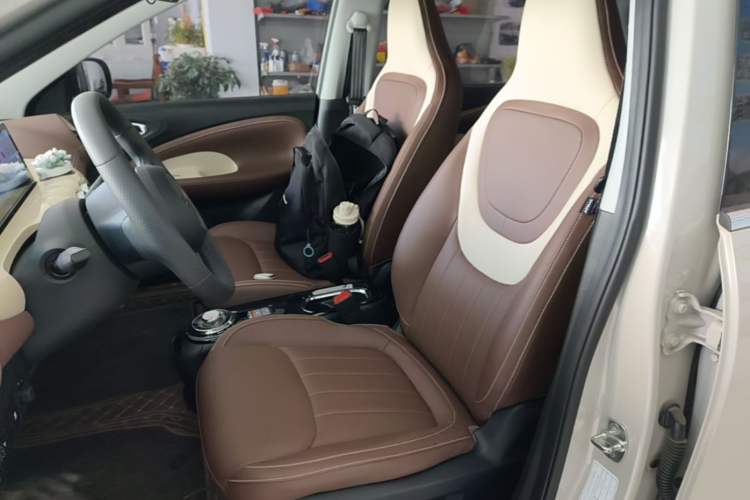 Used Wuling Bingo 2023 410 km Lingxi Deluxe Edition Left Front Seat