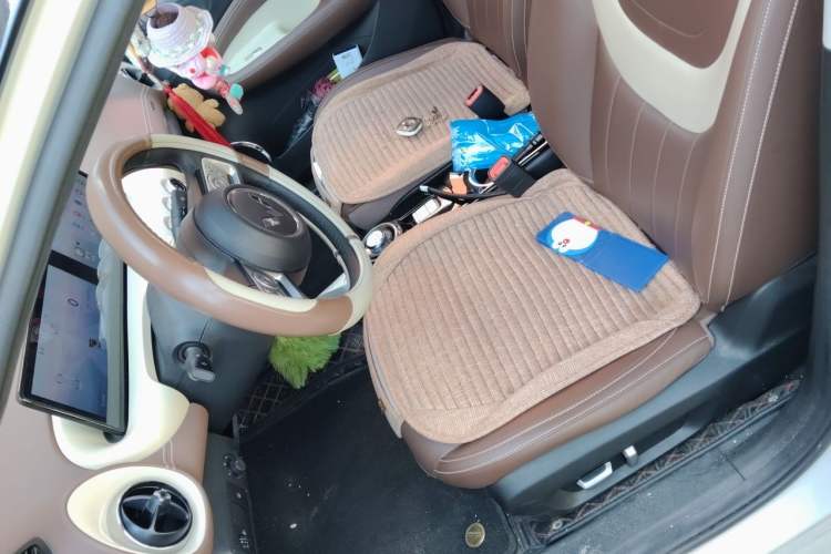 Used Wuling Bingo 2023 333 km Lingxi Connected Version Left Front Seat