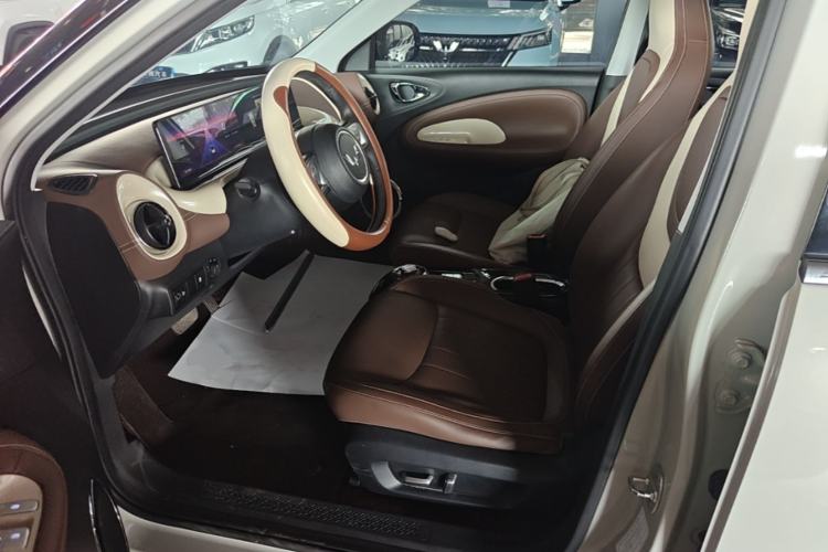 Used Wuling Bingo 2023 333 km Lingxi Connected+ Version Left Front Seat